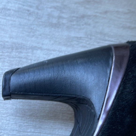 Kenneth Cole Reaction Booties - Picture 5 of 11